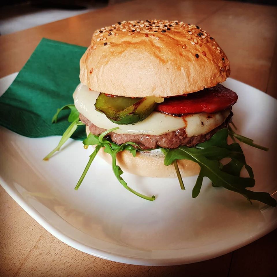 Neue Öffnungszeiten & neues Burger Special